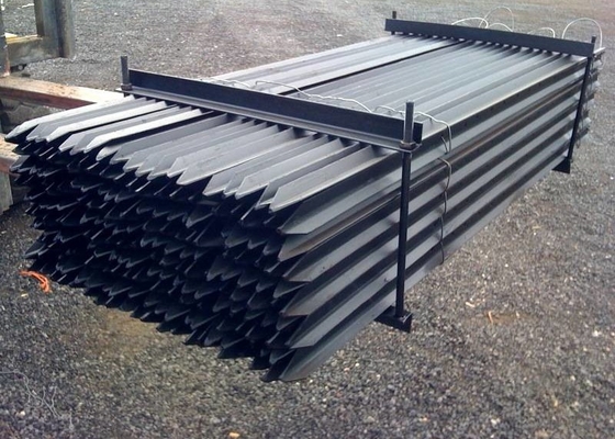 3000mm Length Metal Star Pickets , 2.04kg/M Black Star Picket