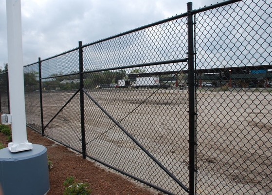 PVC Coated 1.2 M Chain Link Fencing , 5mm Diameter Security Wire Mesh Fencing