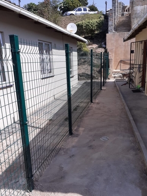 OEM Black 10ft High Welded Wire Mesh Fencing Clear View