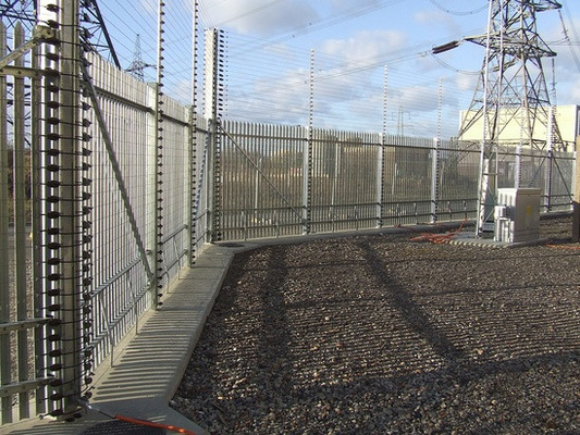 ISO-2001 Corrosion Proof Tower Fencing , Anti Theft 4 Foot High Fencing