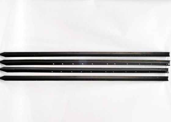 Black Hot Dipped Galvanized Y Shaped Metal Farm Fence Posts 1.50lbs/Ft Rustproof