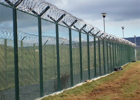 Military Site Anti Intrusion Pvc Coated 358 Mesh Fencing Top With Razor Barbed Wire